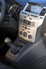 Opel Zafira 2008 года